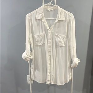 White light weight long sleeve top